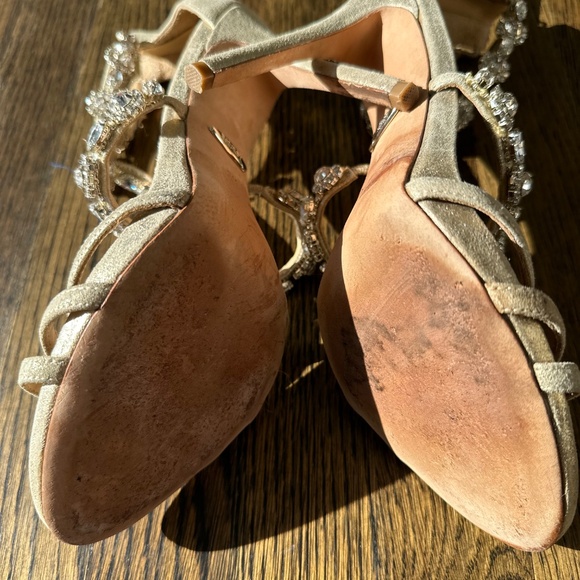 ✨ Badgley Mischka Gold  Crystal Embellished T-Strap Heels – Size 6.5 ✨ - Picture 7 of 9